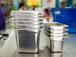 4 Ways to Save Money on Restaurant Supplies Without Sacrificing Quality